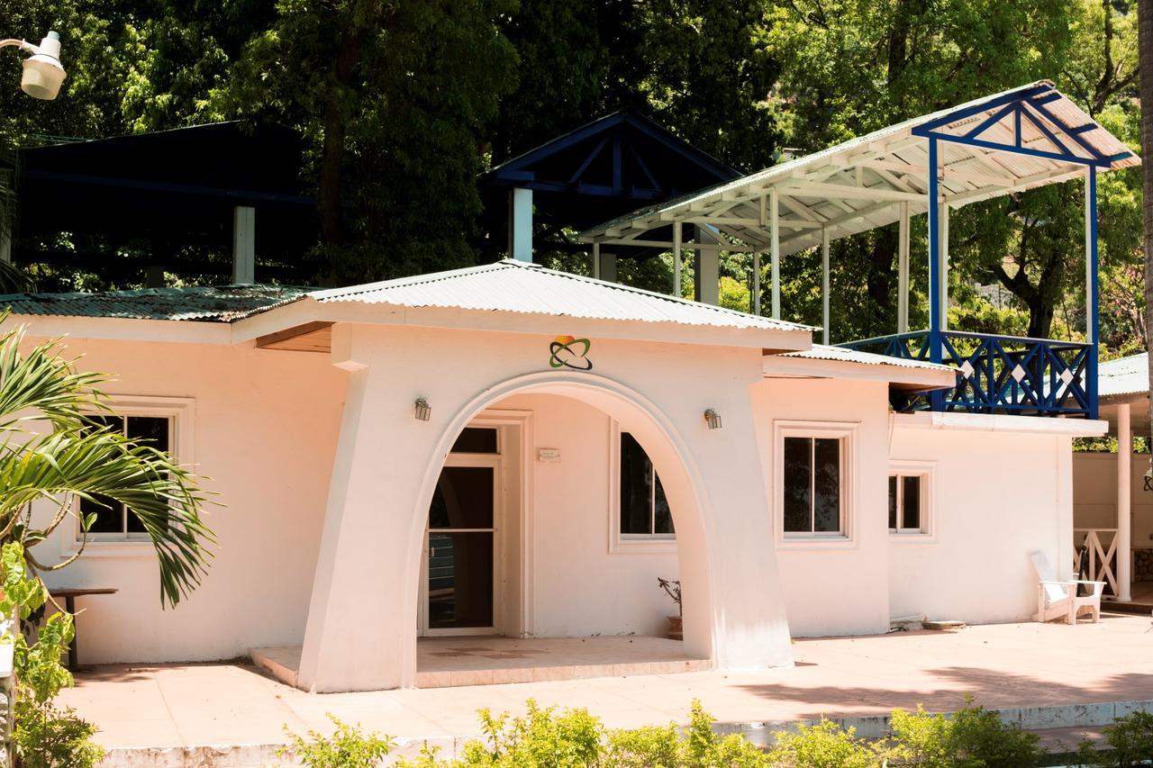 Le Grand Hotel Beck Cap-Haïtien エクステリア 写真