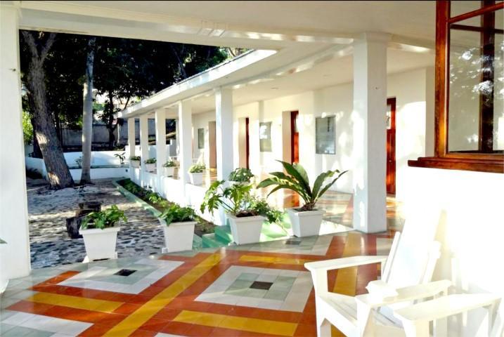 Le Grand Hotel Beck Cap-Haïtien エクステリア 写真