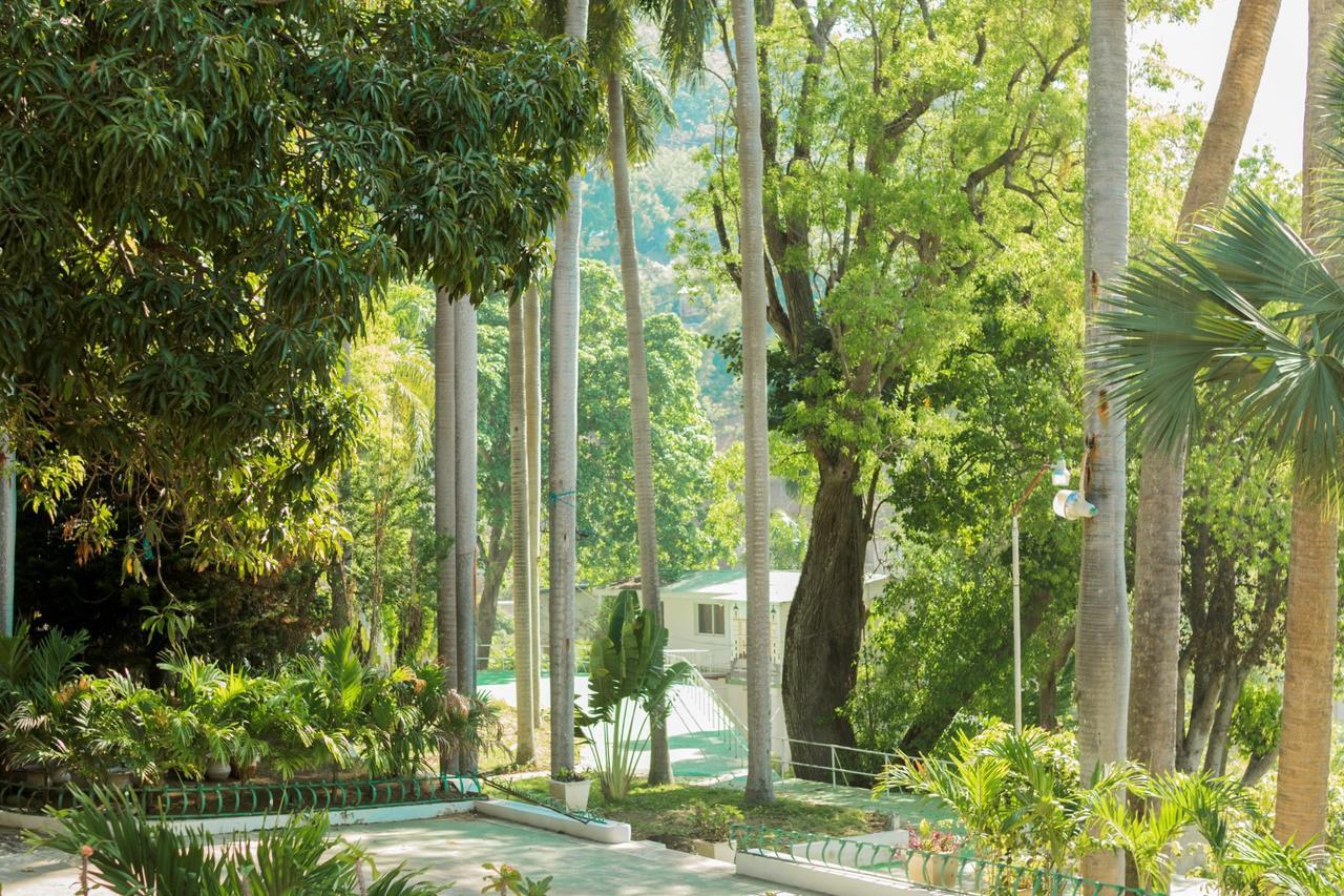 Le Grand Hotel Beck Cap-Haïtien エクステリア 写真