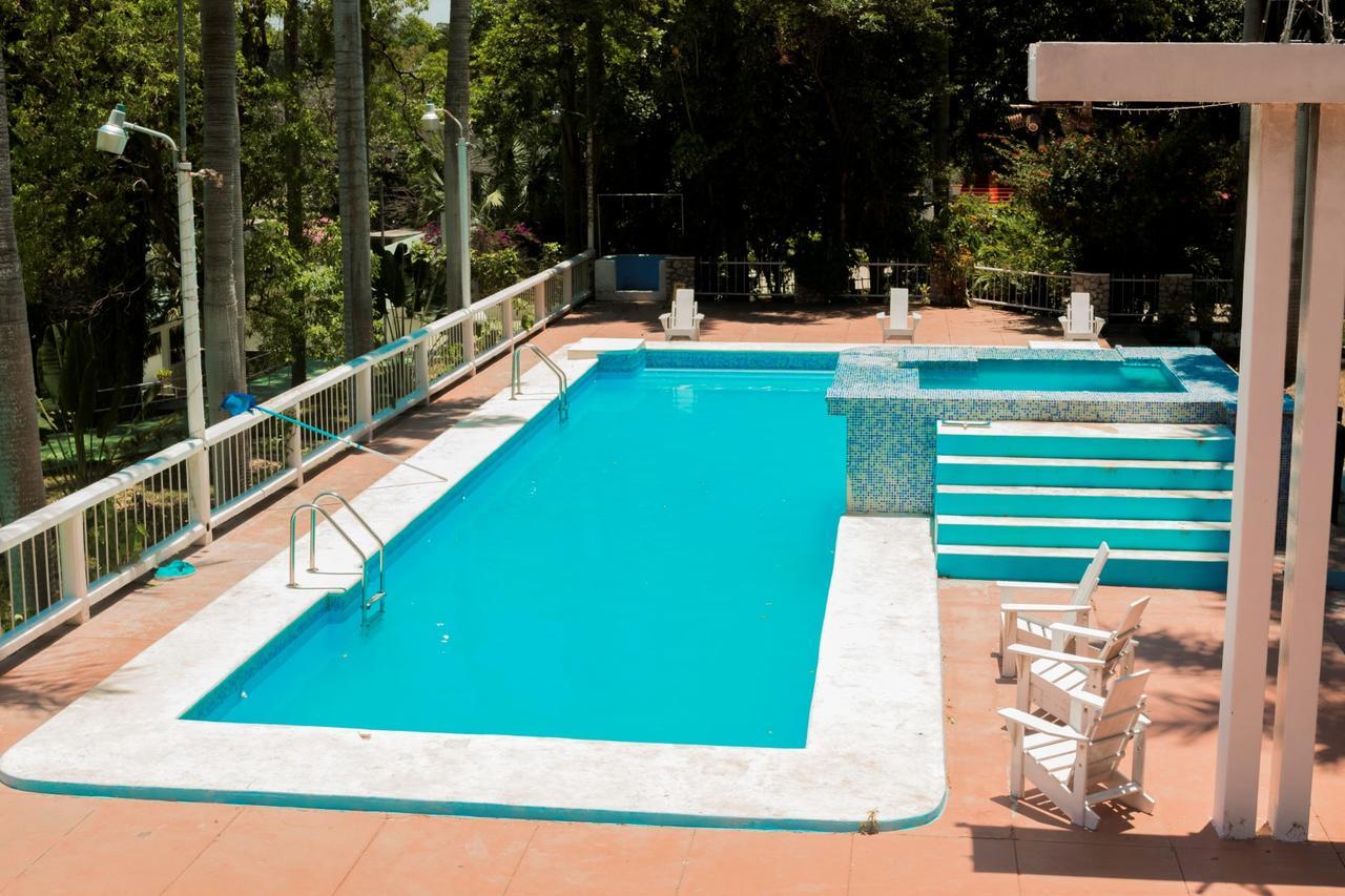Le Grand Hotel Beck Cap-Haïtien エクステリア 写真