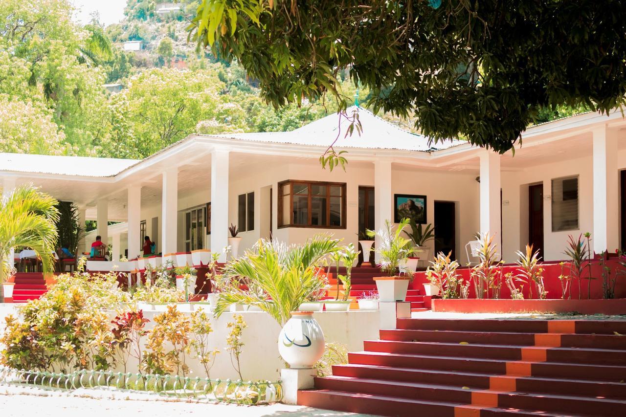 Le Grand Hotel Beck Cap-Haïtien エクステリア 写真